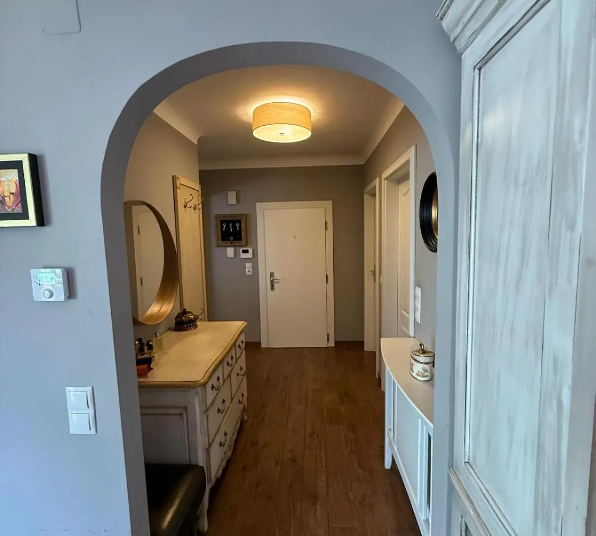 Beautiful 2 Bedroom Apartment In Centre Viena 0*,