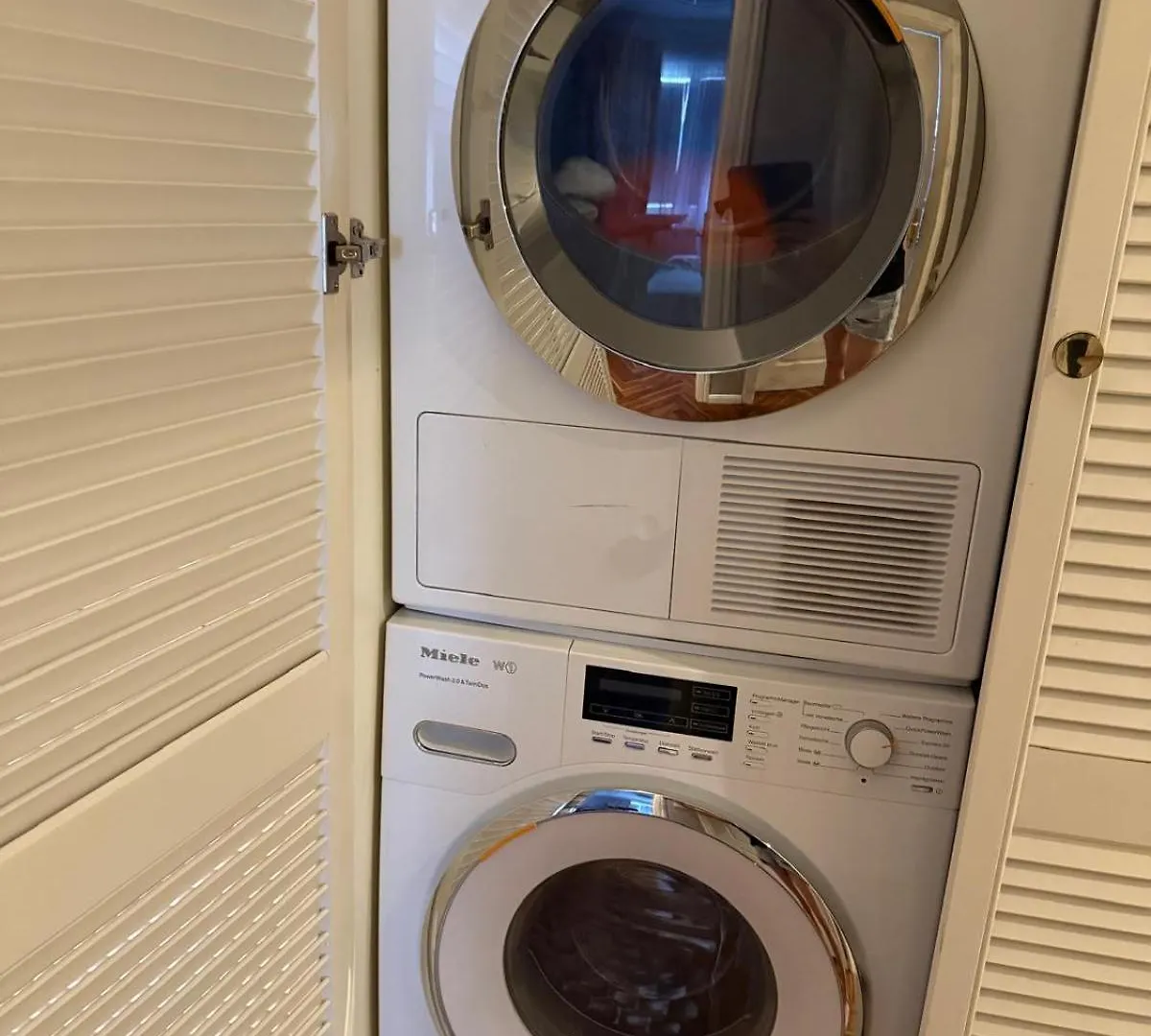 Beautiful 2 Bedroom Apartment In Centre Vienna