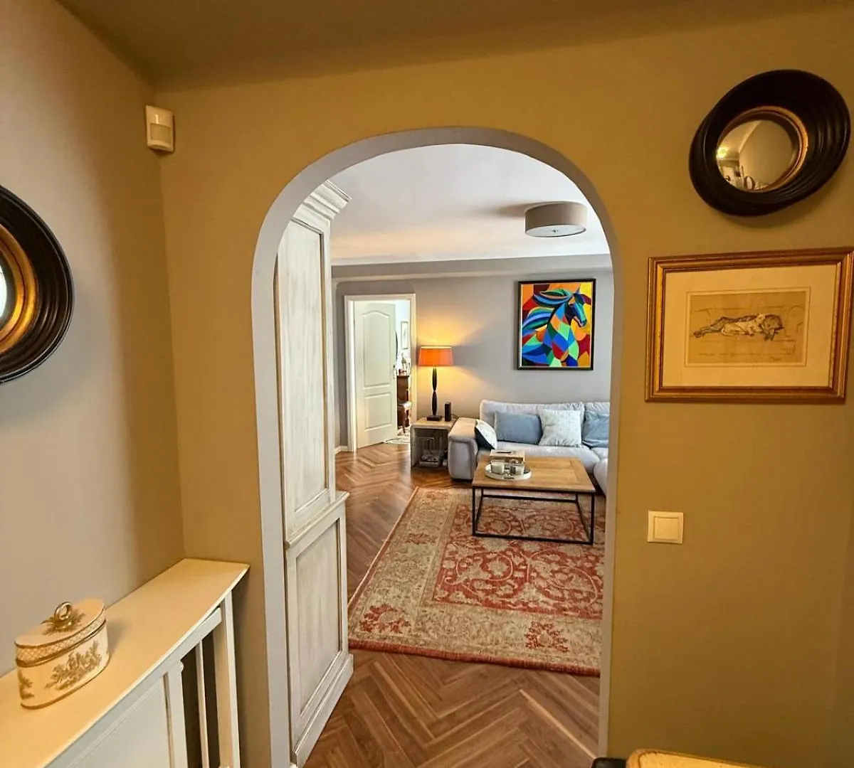 Beautiful 2 Bedroom Apartment In Centre Vienna