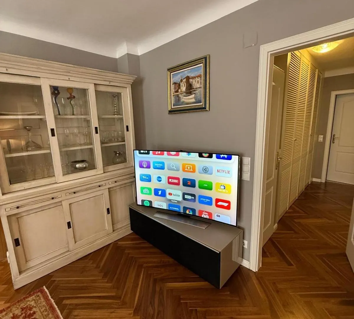 Beautiful 2 Bedroom Apartment In Centre Vienna 0*,  Austria